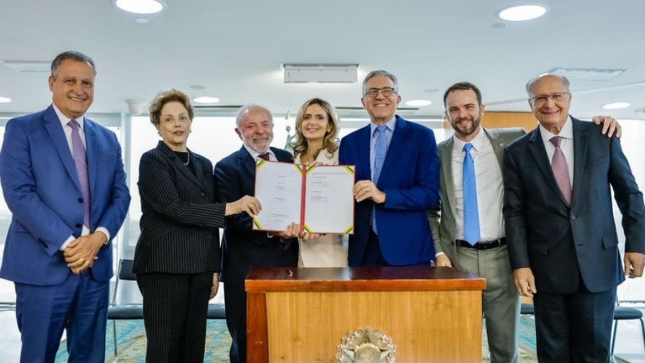 hospitais inteligentes do SUS,Lula saúde,rede nacional de UTIs inteligentes,medicina inteligente no Brasil