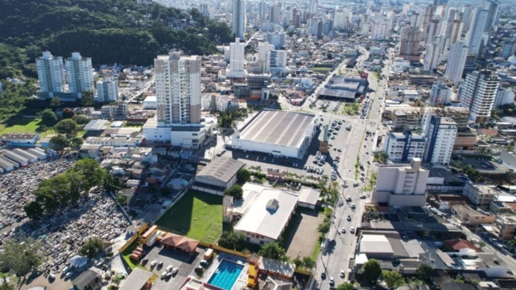 Plano Municipal para a Infância e Adolescência,PMIA Itajaí,direitos da criança,políticas públicas para adolescentes