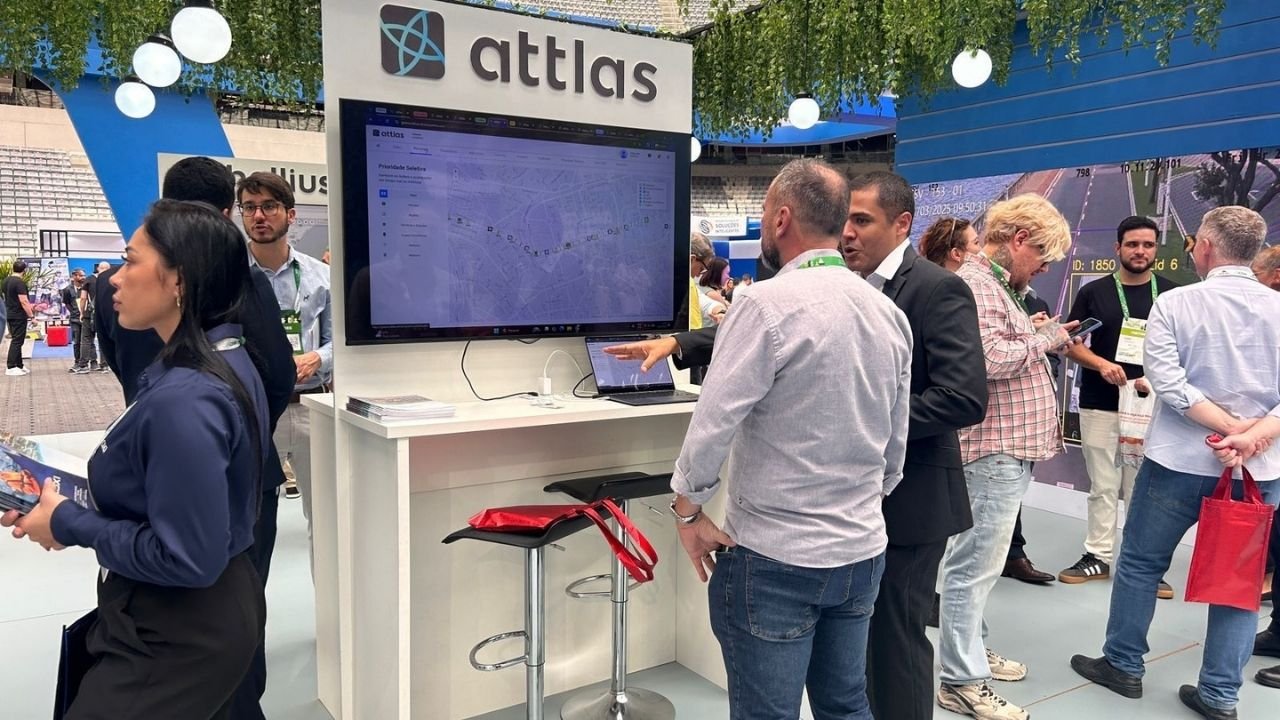 Smart City Expo Curitiba 2026,Balneário Camboriú mobilidade urbana,BC Trânsito inovação,cidades inteligentes Brasil,evento tecnologia urbana Curitiba,gestão trânsito SC,mobilidade urbana Santa Catarina,inovação urbana América Latina,soluções trânsito inteligente,tecnologia gestão pública,transporte sustentável Brasil,monitoramento urbano cidades,planejamento trânsito BC,integração serviços públicos tecnologia,smart cities Brasil