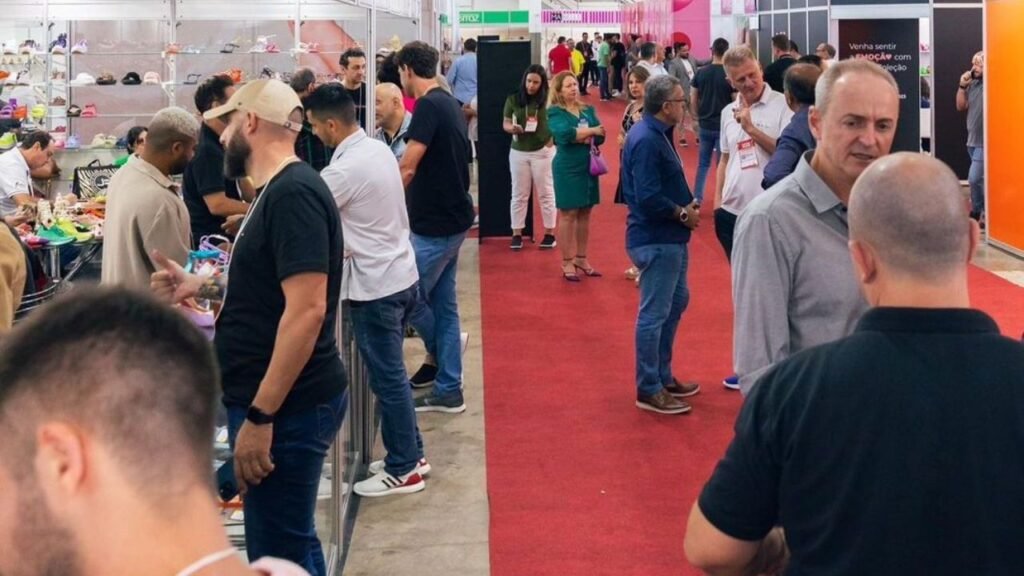 feira de calçados São João Batista,FECASJB,polo calçadista catarinense,calçados direto de fábrica,Sebrae Santa Catarina