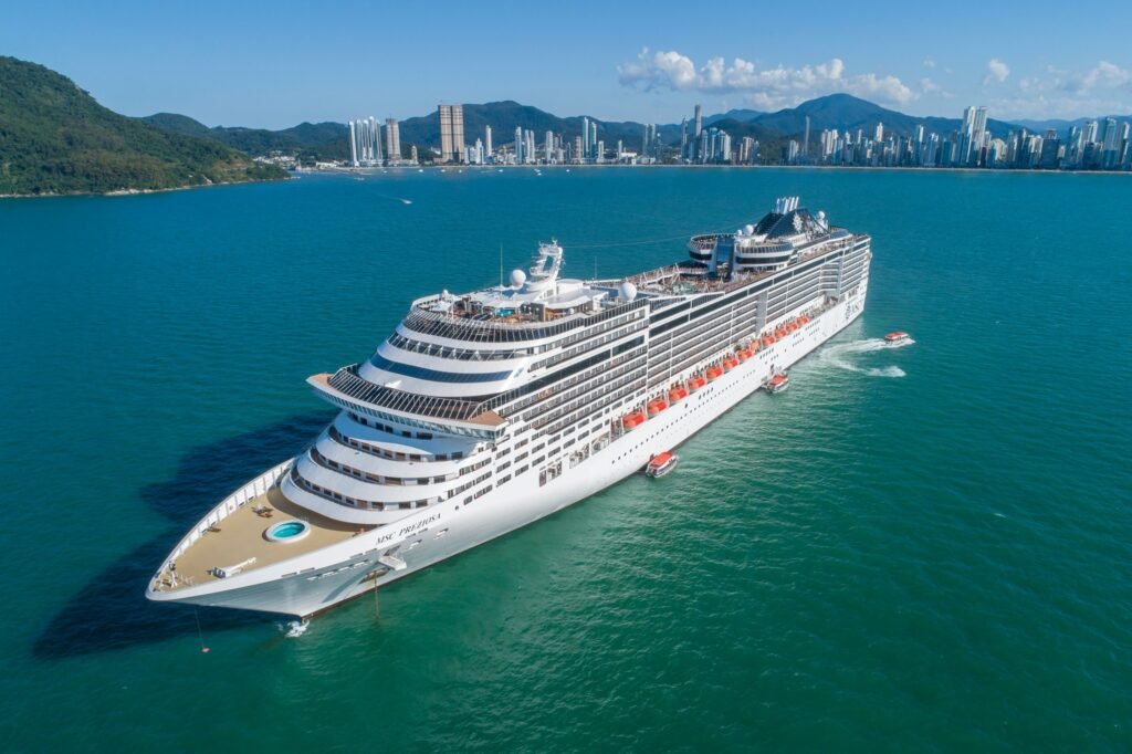 MSC Preziosa marca a estreia de BC como porto de embarque, ampliando o fluxo turístico