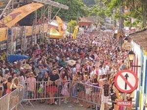 Emasa Balneário Camboriú,vazamento de esgoto,Canal do Marambaia,balneabilidade