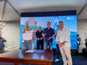 Avenida Prefeito Meirinho,obras em Balneário Camboriú,mobilidade urbana,reforma do CAIC,Regularização Fundiária