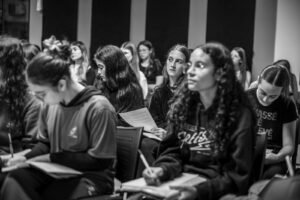 Arte Maior abre 50 bolsas para aulas gratuitas de música