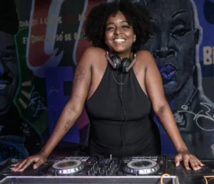 Dança Charme,Movimento Charme,Marcus Azevedo,Carreau du Temple,Paris,França,dança brasileira na Europa,baile charme,cultura carioca,dança urbana do Rio de Janeiro,Festival Everybody,DJ GAB,intercâmbio cultural Brasil França,evento de dança em Paris,cultura das periferias do Rio,charme na Europa,oficina de dança em Paris