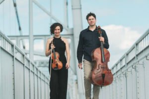 Villa Duo Itajaí,concerto Casa da Cultura Dide Brandão,Loucos Anos 20 concerto,música clássica em Itajaí,evento cultural em Santa Catarina,show gratuito Itajaí fevereiro,Heitor Villa-Lobos concerto,Pixinguinha música de concerto,Fundação Catarinense de Cultura FCC,Governo de Santa Catarina cultura,ingresso solidário Itajaí,concerto quarta-feira Itajaí,música erudita Santa Catarina,programação cultural Itajaí,Villa Duo Santa Catarina