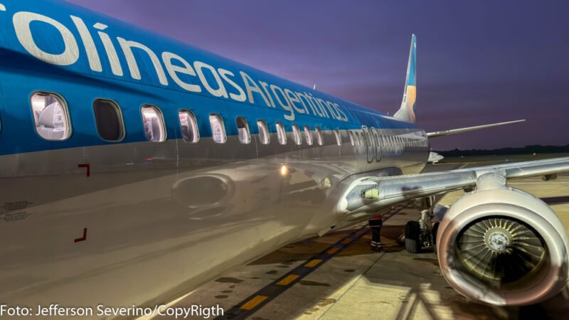 Aerolineas Argentinas com um faturamento total superior a U$ 2.22 bilhões