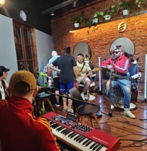 El Sonidero Insurgente Brasil 2026,turnê El Sonidero Insurgente Carnaval,shows Carnaval 2026 Santa Catarina,banda argentina no Brasil,Carnaval Florianópolis 2026,show em Balneário Camboriú fevereiro 2026,Risoflora Festival Morretes,evento cultural Joinville SC,turnê internacional banda argentina,rock latino-americano,shows no Sul do Brasil,agenda cultural Santa Catarina 2026,Carnaval Joinville 2026,música latina no Brasil,turnê Sul do Brasil fevereiro