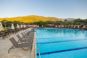 turismo rural no Carnaval,Hotel Fazenda Casarão do Vale,hotel fazenda em Santa Catarina,Carnaval no interior,Massaranduba SC turismo,Blumenau turismo rural,ocupação hotel fazenda Carnaval,viagem em família Carnaval,destino tranquilo no Carnaval,turismo de natureza SC,CDL Blumenau comércio,Day Use hotel fazenda,hospedagem rural Santa Catarina,lazer no campo Carnaval,alternativa ao litoral Carnaval,economia regional no feriado