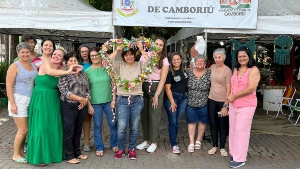 feira de artesanato Camboriú,Parque Linear,feirantes Camboriú,cultura e lazer,evento comunitário