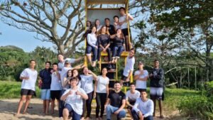 Prêmio Educador Transformador,projeto educacional Itapema,Escola Educar Itapema,professor de Geografia Itapema,educação ambiental na escola,sustentabilidade na educação,Sebrae educação,projeto pedagógico inovador,ensino público Santa Catarina,Design Thinking na educação,alunos protagonistas Itapema,educação sustentável SC,premiação educacional Sebrae,escola municipal Itapema,educação ambiental municipal