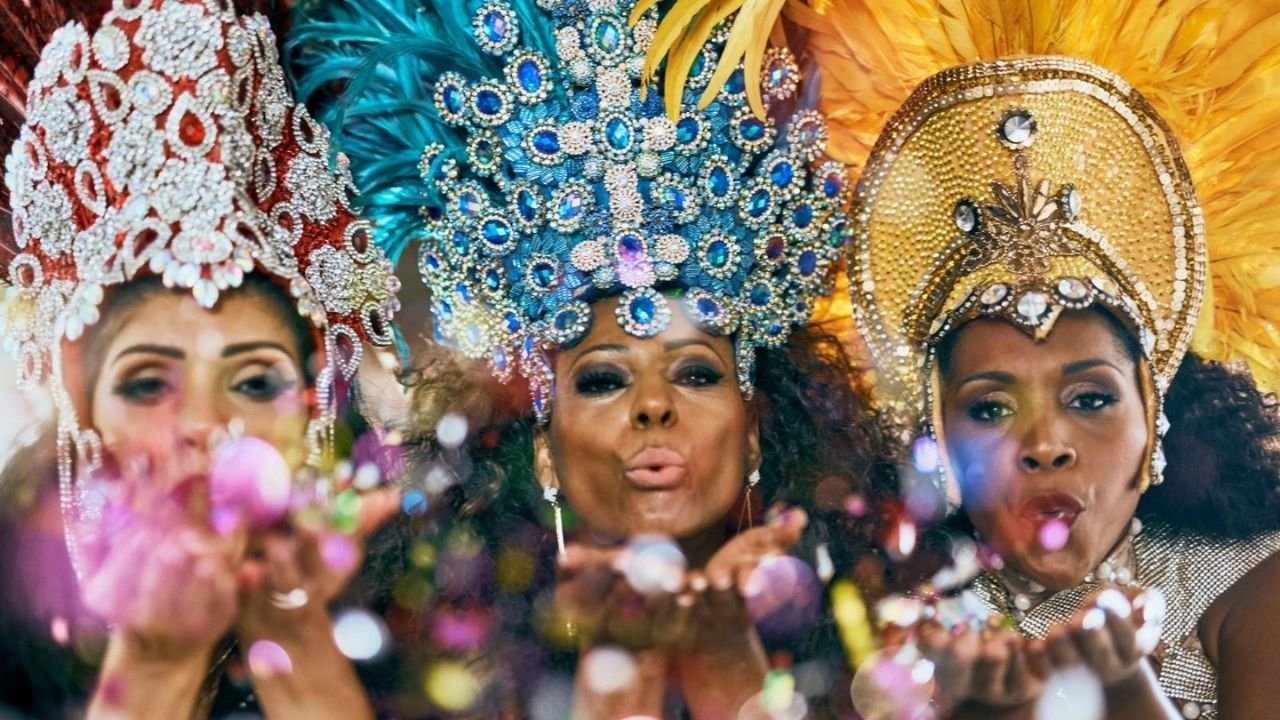 Carnaval 2026,Florianópolis Carnaval,turismo em Florianópolis,hotelaria no Centro,blocos de Carnaval,Booking destinos,Faial Prime Suites,eventos em Florianópolis,economia do turismo,Carnaval em Santa Catarina,ocupação hoteleira,folia 2026,Centro de Florianópolis,festas de Carnaval,turismo de eventos