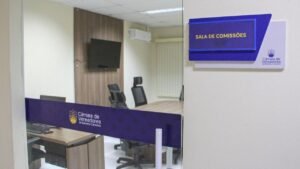 Câmara de Balneário Camboriú,comissões permanentes,reuniões legislativas 2026,projetos de lei BC,Comissão de Justiça e Redação,Comissão de Finanças,tramitação de projetos,vereadores Balneário Camboriú,Legislativo municipal,política local