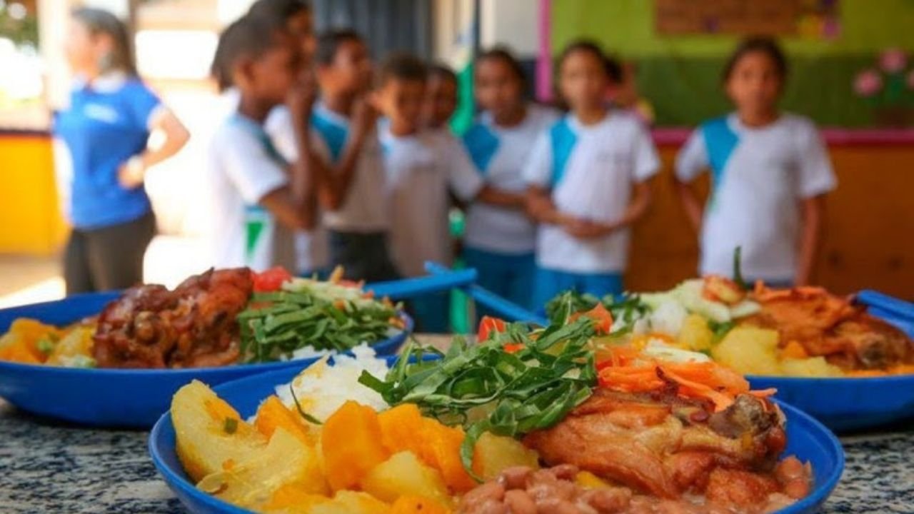 Programa Nacional de Alimentação Escolar,Pnae,reajuste Pnae 2026,alimentação escolar Brasil,Ministério da Educação,FNDE,orçamento da alimentação escolar,segurança alimentar nas escolas,agricultura familiar no Pnae,refeições escolares públicas,educação básica pública,combate à fome no Brasil,política pública de alimentação,IPCA alimentação escolar,investimento em educação