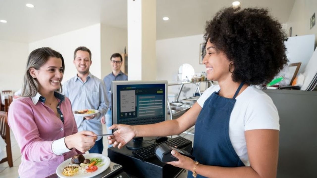 redução da jornada de trabalho,jornada de 40 horas,Ipea,mercado de trabalho brasileiro,custo do trabalho,indústria e comércio,escala 6x1,PIB e jornada de trabalho,RAIS 2023,salário mínimo e emprego,impacto econômico da jornada,desigualdade no mercado de trabalho,trabalho formal no Brasil,políticas trabalhistas,custo operacional das empresas