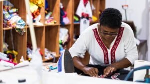 pequenos negócios em Santa Catarina,geração de empregos SC,micro e pequenas empresas,empregos formais 2025,Sebrae SC,Caged Santa Catarina,mercado de trabalho catarinense,economia de Santa Catarina,vagas de emprego SC,empreendedorismo catarinense,setor de serviços SC,comércio em Santa Catarina,Foz do Itajaí empregos,Grande Florianópolis empregos,MPEs Santa Catarina