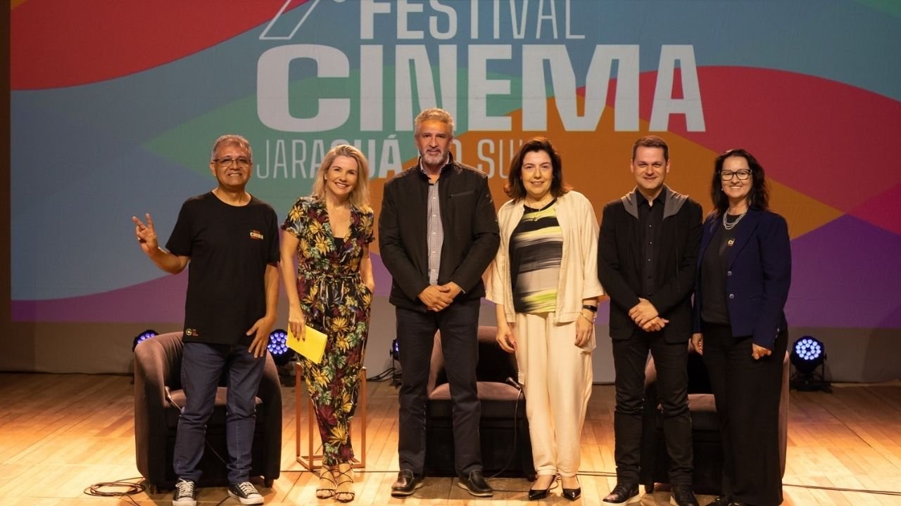 Festival de Cinema de Jaraguá do Sul,inscrições festival de cinema,cinema independente brasileiro,audiovisual em Santa Catarina,festival de cinema SC,filmes independentes Brasil,mostras competitivas cinema,Frame Latino Produções,cultura em Jaraguá do Sul,videoclipes festival,curtas-metragens Brasil,longas-metragens independentes,evento cultural SC,cinema nacional,festival audiovisual