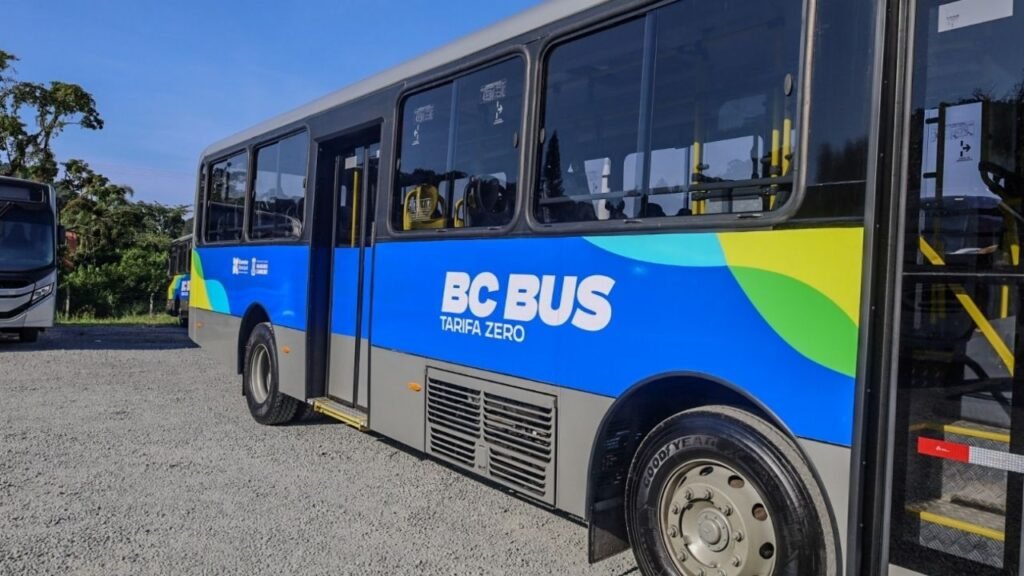 BC Bus,Tarifa Zero Balneário Camboriú,transporte coletivo gratuito,edital BC Bus,BC Trânsito,mobilidade urbana SC,ônibus gratuitos BC,transporte público Balneário Camboriú,licitação transporte coletivo
