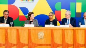 Amazônia,desmatamento na Amazônia,queda do desmatamento 2026,Inpe,Sistema Deter,Amazônia Legal,Cerrado desmatamento,Ministério do Meio Ambiente,MMA,Ibama fiscalização,ICMBio,Fundo Amazônia,Pantanal desmatamento,combate ao desmatamento no Brasil,desmatamento zero até 2030,agronegócio e meio ambiente,Prodes Inpe,políticas ambientais do governo federal