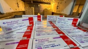 anticorpo VSR Balneário Camboriú,nirsevimabe SC,prevenção bronquiolite bebê,prevenção pneumonia infantil,prematuros imunização,Hospital Regional Ruth Cardoso UTI Neonatal,Ministério da Saúde VSR,doses nirsevimabe Santa Catarina,comorbidades elegíveis VSR,saúde pública BC,Vigilância Epidemiológica BC,imunização antes do inverno,proteção respiratória infantil,vírus sincicial respiratório bebê,UBS Balneário Camboriú vacinação