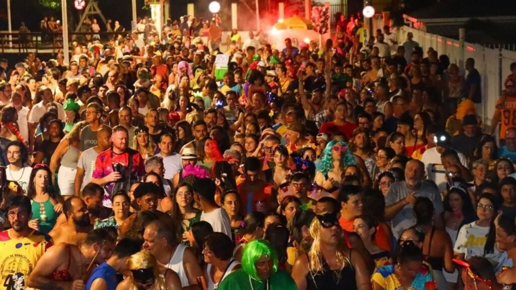 Penha Folia 2026,carnaval em Penha SC,Prefeitura de Penha carnaval,segurança no carnaval Penha,bloqueio de ruas Penha carnaval,trânsito Penha fevereiro,programação Penha Folia 2026,Praça do Coreto Penha evento,Praia Alegre carnaval infantil,desfile de blocos Penha,Corpo de Bombeiros Penha,Polícia Militar Penha carnaval,limpeza urbana Penha evento,carnaval litoral norte SC,evento público Penha fevereiro