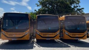 Atalaia Transportes Coletivos,transporte coletivo de Itajaí,novos ônibus em Itajaí,ônibus zero km Itajaí,mobilidade urbana Itajaí,frota de ônibus Itajaí,linhas-troncais Itajaí,Terminal da Fazenda Itajaí,Ariribá Itajaí,divisa com Balneário Camboriú,transporte público Itajaí,melhorias no transporte coletivo,concessão transporte Itajaí,ônibus climatizados Itajaí,sistema de bilhetagem eletrônica Itajaí