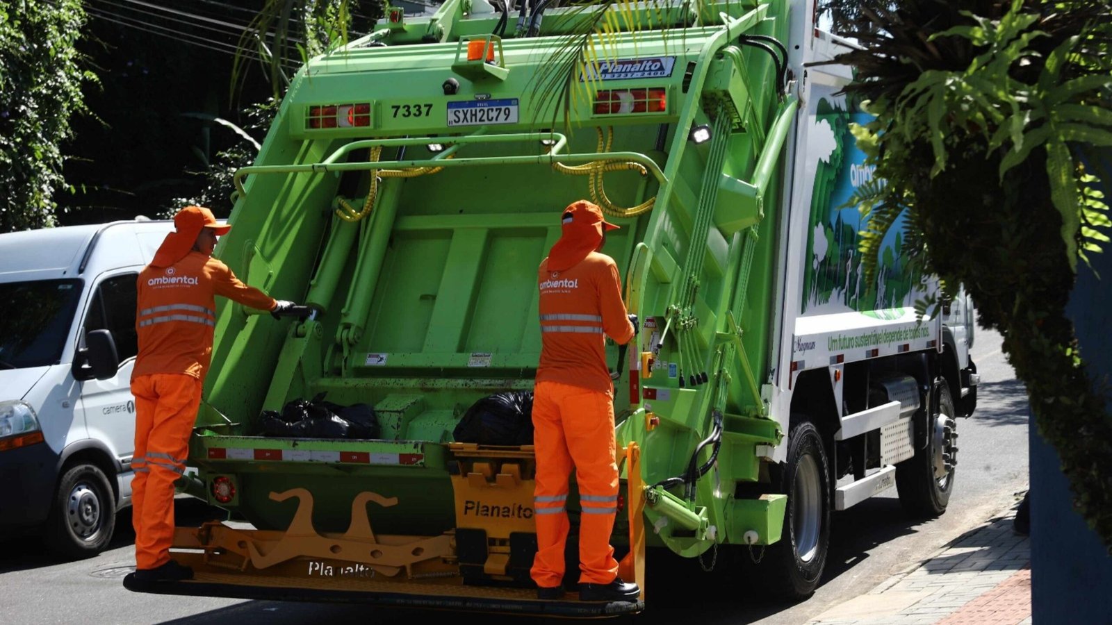 tarifa do lixo 10% desconto,prazo tarifa de coleta de lixo,pagamento tarifa do lixo via PIX,Ambiental Limpeza Urbana e Saneamento,segunda via carnê tarifa do lixo,parcelamento tarifa de lixo em 12 vezes,atraso entrega carnê Correios,atendimento Ambiental telefone,atendimento Ambiental WhatsApp,pagamento cota única lixo,desconto pagamento à vista lixo,emissão segunda via tarifa lixo,serviços de saneamento urbano,limpeza urbana pagamento,prorrogação prazo tarifa lixo