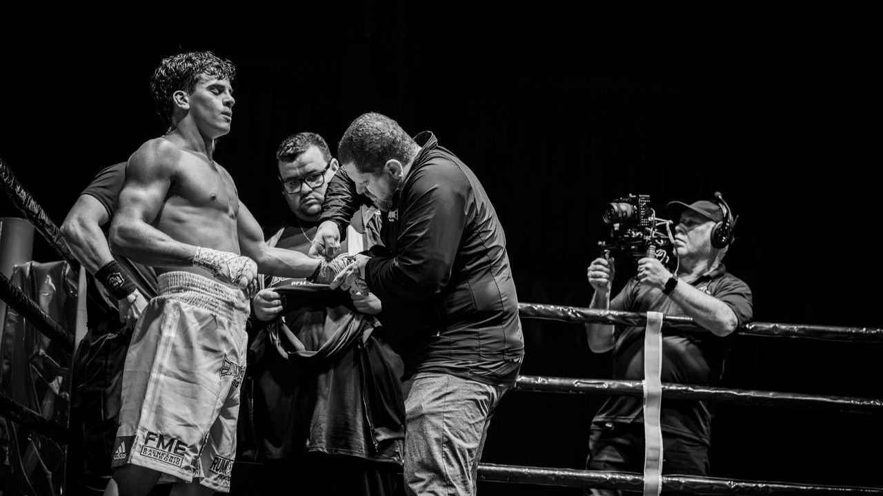 BC Fight Night,Federação Catarinense de Boxe,Balneário Camboriú boxe,atletas de Balneário Camboriú,Fundação Municipal de Esportes Balneário Camboriú,FME BC,boxe em Santa Catarina,Instituto Anjos Sem Asas,competição de boxe BC,evento esportivo Santa Catarina,12º Batalhão da Polícia Militar BC,boxe amador SC,boxe profissional SC,projeto social com esporte,esporte e cidadania Balneário Camboriú