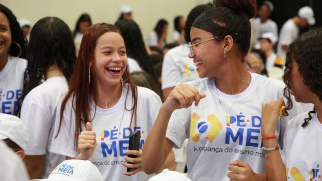 calendário Pé-de-Meia 2026,pagamento Pé-de-Meia 2026,Ministério da Educação calendário,datas Pé-de-Meia 2026,parcelas Pé-de-Meia ensino médio,Pé-de-Meia EJA 2026,Enem participação parcela extra,incentivo financeiro educacional 2026,programa Pé-de-Meia regras,CadÚnico Pé-de-Meia 2026,data-base CadÚnico agosto 2026,conclusão ensino médio benefício,pagamento estudantes ensino público,programa federal educação 2026,parcelas frequência 80%