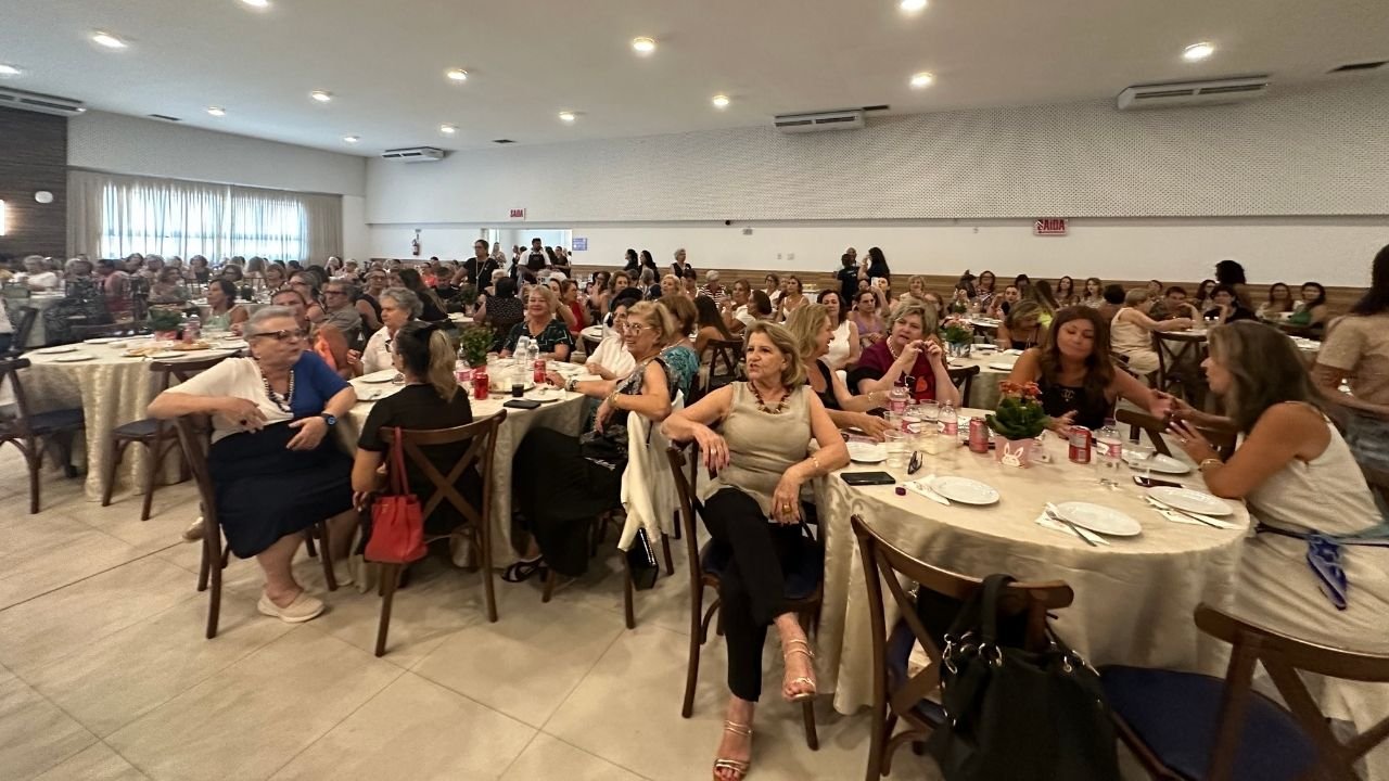 26º Café de Páscoa AMT,Associação Madre Teresa Itajaí,Lions Clube Itajaí Verde Vale,Casa de Acolhimento AMT,Hospital Marieta Itajaí,evento beneficente Itajaí,Café de Páscoa Itajaí,solidariedade Itajaí,apoio a pacientes Itajaí,arrecadação para saúde Itajaí,voluntariado Itajaí,ações sociais Itajaí,entidade filantrópica Itajaí,atendimento gratuito pacientes Itajaí,projeto social saúde Santa Catarina,comunidade Itajaí evento