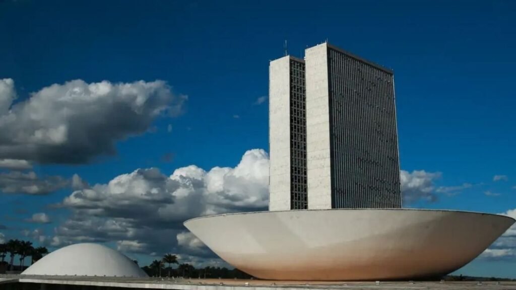 Câmara dos Deputados,Corrida da Câmara,corrida em Brasília,corrida 200 anos Câmara dos Deputados,bicentenário da Câmara dos Deputados,evento esportivo em Brasília,corrida na Esplanada dos Ministérios,inscrição corrida Câmara 2026,corrida 5 km Brasília,corrida 10 km Brasília,caminhada 3 km Brasília,Circuito Plenarinho,evento cívico em Brasília,esporte e cidadania,programação 200 anos Câmara