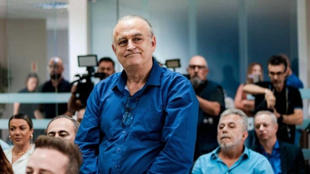 Prefeitura de Balneário Camboriú,BCPrevi novo diretor-presidente,Leocádio Schroeder Giacomello,previdência municipal Balneário Camboriú,Instituto de Previdência BCPrevi,gestão pública Santa Catarina,nomeação diretor BCPrevi SC,servidores públicos municipais BC,nova sede BCPrevi,administração pública Balneário Camboriú,Tribunal de Contas Santa Catarina,UNIVALI Direito,Câmara Municipal de Balneário Camboriú,EMASA Balneário Camboriú,previdência funcionalismo público SC