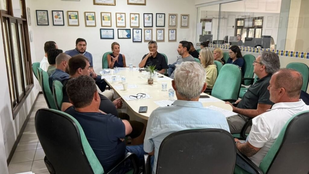 mudanças no secretariado BC,Juliana Pavan prefeito,Balneário Camboriú administração,Omar Tomalih secretaria,Dão Koeddermann BCPrevi,Leocadio Giacomello BCPrevi,Samir Dawud líder do governo,política municipal SC,gestão pública Balneário Camboriú,secretarias municipais,articulação política BC,desenvolvimento de projetos BC,renovação administrativa,governo municipal SC,notícias Balneário Camboriú