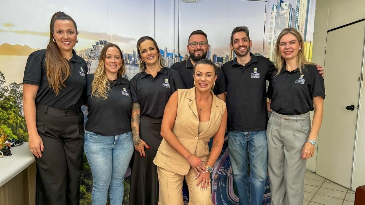 Departamento de Apoio Técnico Assistencial,Data Balneário Camboriú,modernização da saúde BC,eficiência na saúde pública,protocolos de saúde,POPs saúde,programas Mãe Catarinense,teste do pezinho descentralizado,saúde da criança,saúde da mulher,saúde dos idosos,doenças crônicas,assistência farmacêutica BC,rede de saúde mental,gestão pública de saúde,formação continuada profissionais de saúde