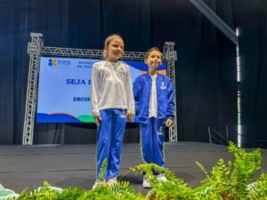 reajuste do magistério Balneário Camboriú,projeto de lei educação BC,Secretaria de Educação de Balneário Camboriú,magistério municipal BC,valorização dos professores,Câmara de Vereadores de Balneário Camboriú,educação pública em Santa Catarina,evento de boas-vindas educação,reajuste salarial professores BC,Sisembc,políticas educacionais municipais,educação básica Balneário Camboriú,gestão escolar BC,profissionais da educação BC,ano letivo rede municipal