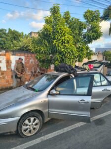 acidente Balneário Camboriú,colisão carro e moto,Polícia Militar SC,Rua 3100,Centro de Balneário Camboriú,BC Trânsito