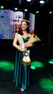 Penha,Festa Nacional do Marisco,26ª Festa Nacional do Marisco,Rainha da Festa do Marisco,Dainá Silva,realeza da Festa do Marisco,concurso da realeza em Penha,Secretaria de Turismo de Penha,evento tradicional em Penha,Kartódromo Beto Carrero,turismo em Penha SC,gastronomia em Penha,marisco em Penha,calendário cultural de Penha,festa típica em Santa Catarina,evento gratuito em Penha