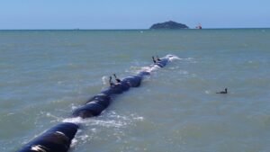 alargamento da Praia Central de Balneário Piçarras,Balneário Piçarras obras,Praia Central Balneário Piçarras,obra na orla de Balneário Piçarras,alargamento de praia em Santa Catarina,investimento em infraestrutura litorânea SC,Prefeitura de Balneário Piçarras obras,Fumpra Balneário Piçarras,draga Amazone,ampliação da faixa de areia SC,engorda da praia Balneário Piçarras,obra de R$ 40 milhões SC,molhe Avenida Getúlio Vargas Piçarras,Barra do Rio Piçarras obra,litoral norte de Santa Catarina