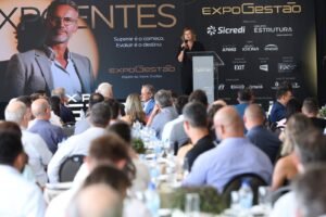 ExpoGestão 2026,ExpoGestão Joinville,evento empresarial em Joinville,congresso de gestão em Santa Catarina,Expoville Joinville,palestrantes ExpoGestão 2026,liderança empresarial,networking corporativo,congresso para executivos,evento de negócios SC,Fundação Dom Cabral FDC,Stock Car Brasil Ingo Hoffmann,saúde mental nas empresas,tecnologias emergentes e IA,ambiente de negócios Joinville,seminário para C-Level,inovação empresarial Santa Catarina