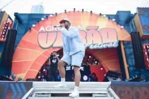 Ana Castela Balneário Camboriú,show Ana Castela Praia Central,Agroplay Verão BC,evento na Praia Central Balneário Camboriú,Carnaval em Balneário Camboriú 2026,público show Ana Castela,festival sertanejo Santa Catarina,segurança no evento BC,Guarda Municipal de Balneário Camboriú,BC Trânsito operação especial,Polícia Militar de Santa Catarina evento,Pontal Norte Balneário Camboriú,turismo em Balneário Camboriú Carnaval,shows nacionais no Sul do Brasil,evento gratuito Praia Central