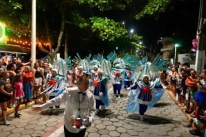 Folia BP 2026,carnaval em Balneário Piçarras,segundo dia Folia BP,público Folia BP 2026,evento em Balneário Piçarras hoje,programação carnaval Piçarras,show CountryBeat SC,Concurso de Blocos Piçarras,carnaval Santa Catarina 2026,festa gratuita litoral norte SC,turismo em Balneário Piçarras,carnaval infantil Piçarras,programação Itacolomi carnaval,Palco Central Piçarras,evento turístico Santa Catarina