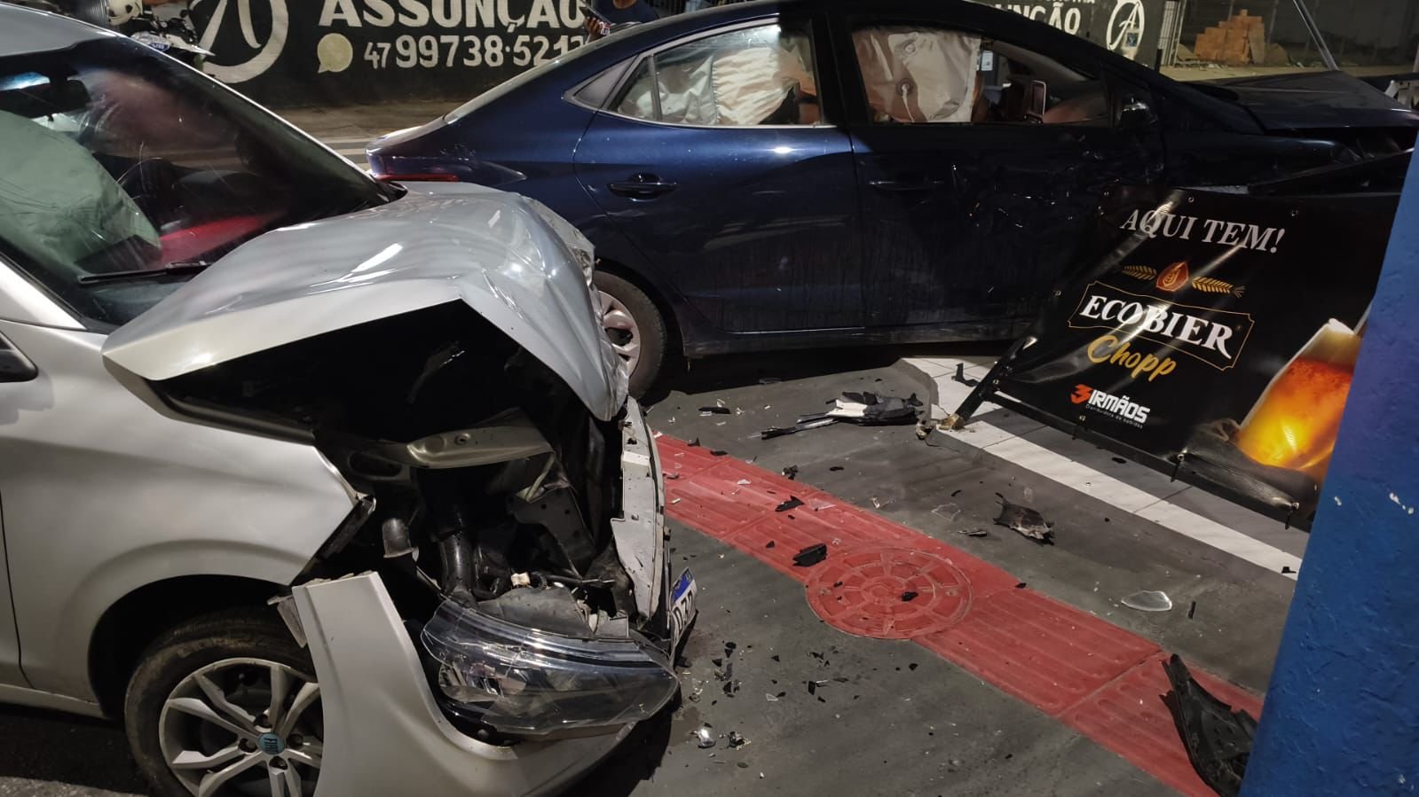 colisão Balneário Camboriú,acidente Rua São Paulo e Rua Acre,BC Trânsito ocorrência,Autarquia Municipal de Trânsito Balneário Camboriú,teste do etilômetro Balneário Camboriú,recusa bafômetro SC,veículo removido pátio BC,fiscalização trânsito Balneário Camboriú,Código de Trânsito Brasileiro CTB,acidente sem vítima SC,ocorrência madrugada Balneário Camboriú,trânsito Santa Catarina,agentes de trânsito BC,Delegacia Virtual SC,denúncia 153 Balneário Camboriú