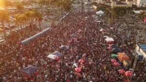 Carnaval 2026,Florianópolis Carnaval,turismo em Florianópolis,hotelaria no Centro,blocos de Carnaval,Booking destinos,Faial Prime Suites,eventos em Florianópolis,economia do turismo,Carnaval em Santa Catarina,ocupação hoteleira,folia 2026,Centro de Florianópolis,festas de Carnaval,turismo de eventos