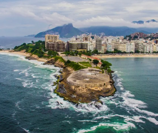 Forte de Copacabana foi a escolha da escritora Liza Andrews