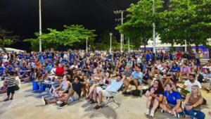 Barra FC campeão catarinense 2026,Barra Futebol Clube Balneário Camboriú,Campeonato Catarinense 2026 final,Barra FC x Chapecoense final,título catarinense Barra FC,futebol de Balneário Camboriú,time Barra FC história,campeão estadual Santa Catarina 2026,Fundação Municipal de Esportes Balneário Camboriú,torcida na Praça Almirante Tamandaré,futebol catarinense 2026,Barra FC Copa do Brasil 2027,futebol Santa Catarina clubes,ascensão do Barra FC,esporte em Balneário Camboriú SC