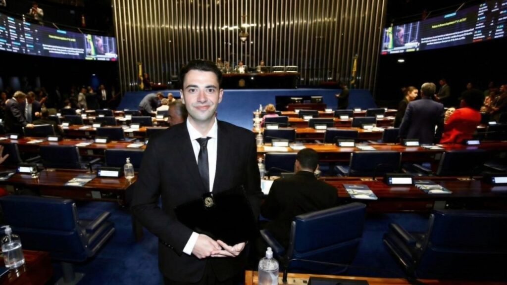 Guilherme Cardoso Balneário Camboriú,recursos para Balneário Camboriú,investimentos turismo Balneário Camboriú,segurança pública Balneário Camboriú,emendas parlamentares BC SC,Jorge Seif recursos turismo,Guarda Municipal Balneário Camboriú investimentos,Corpo de Bombeiros Balneário Camboriú viatura,Grupo de Busca e Salvamento BC,política municipal Balneário Camboriú,desenvolvimento econômico turismo BC,bancada federal recursos Santa Catarina,infraestrutura turística Balneário Camboriú,investimentos segurança pública SC,articulação política Balneário Camboriú