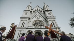 Procissão Senhor dos Passos Itajaí,evento religioso Itajaí,programação Quaresma Itajaí,tradição religiosa Santa Catarina,Paróquia Santíssimo Sacramento Itajaí,procissão católica SC,cultura religiosa Itajaí,evento religioso fim de semana Itajaí,celebração católica Santa Catarina,programação igreja Itajaí,Sermão do Encontro Itajaí,Igreja Matriz Santíssimo Sacramento,fé e tradição Itajaí,calendário religioso SC,procissão Nossa Senhora das Dores,eventos religiosos Brasil