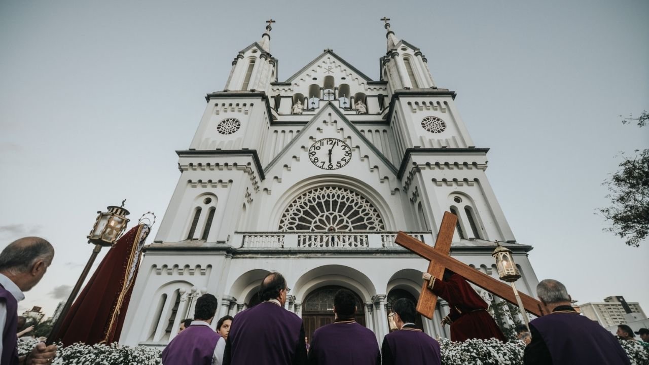 Procissão Senhor dos Passos Itajaí,evento religioso Itajaí,programação Quaresma Itajaí,tradição religiosa Santa Catarina,Paróquia Santíssimo Sacramento Itajaí,procissão católica SC,cultura religiosa Itajaí,evento religioso fim de semana Itajaí,celebração católica Santa Catarina,programação igreja Itajaí,Sermão do Encontro Itajaí,Igreja Matriz Santíssimo Sacramento,fé e tradição Itajaí,calendário religioso SC,procissão Nossa Senhora das Dores,eventos religiosos Brasil