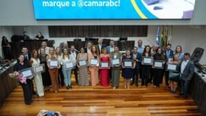 Câmara de Balneário Camboriú Dia da Mulher,sessão solene BC mulheres,homenagem mulheres Balneário Camboriú,Dia Internacional da Mulher SC,liderança feminina BC,políticas públicas mulheres SC,igualdade de gênero Balneário Camboriú,desenvolvimento social mulheres BC,COMUM Balneário Camboriú,legislativo municipal homenagem mulheres,moções Câmara BC mulheres,participação feminina política SC,empreendedorismo feminino BC,cidadania mulheres Balneário Camboriú,evento Dia da Mulher Câmara BC,reconhecimento mulheres BC