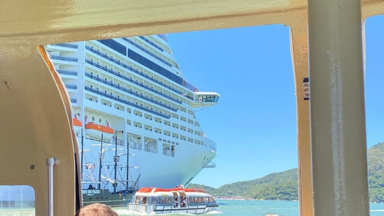 networking empresarial Balneário Camboriú,evento corporativo navio MSC Preziosa,Experiência à la Carte projeto,Oficina das Palavras networking,evento empresarial Santa Catarina,networking executivo Brasil,inovação eventos corporativos,marketing e comunicação empresarial,encontros de lideranças empresariais,evento MSC Cruzeiros Brasil,networking diferenciado empresas,experiência imersiva negócios,conexões estratégicas empresas,evento corporativo diferente Brasil,networking Balneário Camboriú SC,comunicação estratégica empresas Brasil